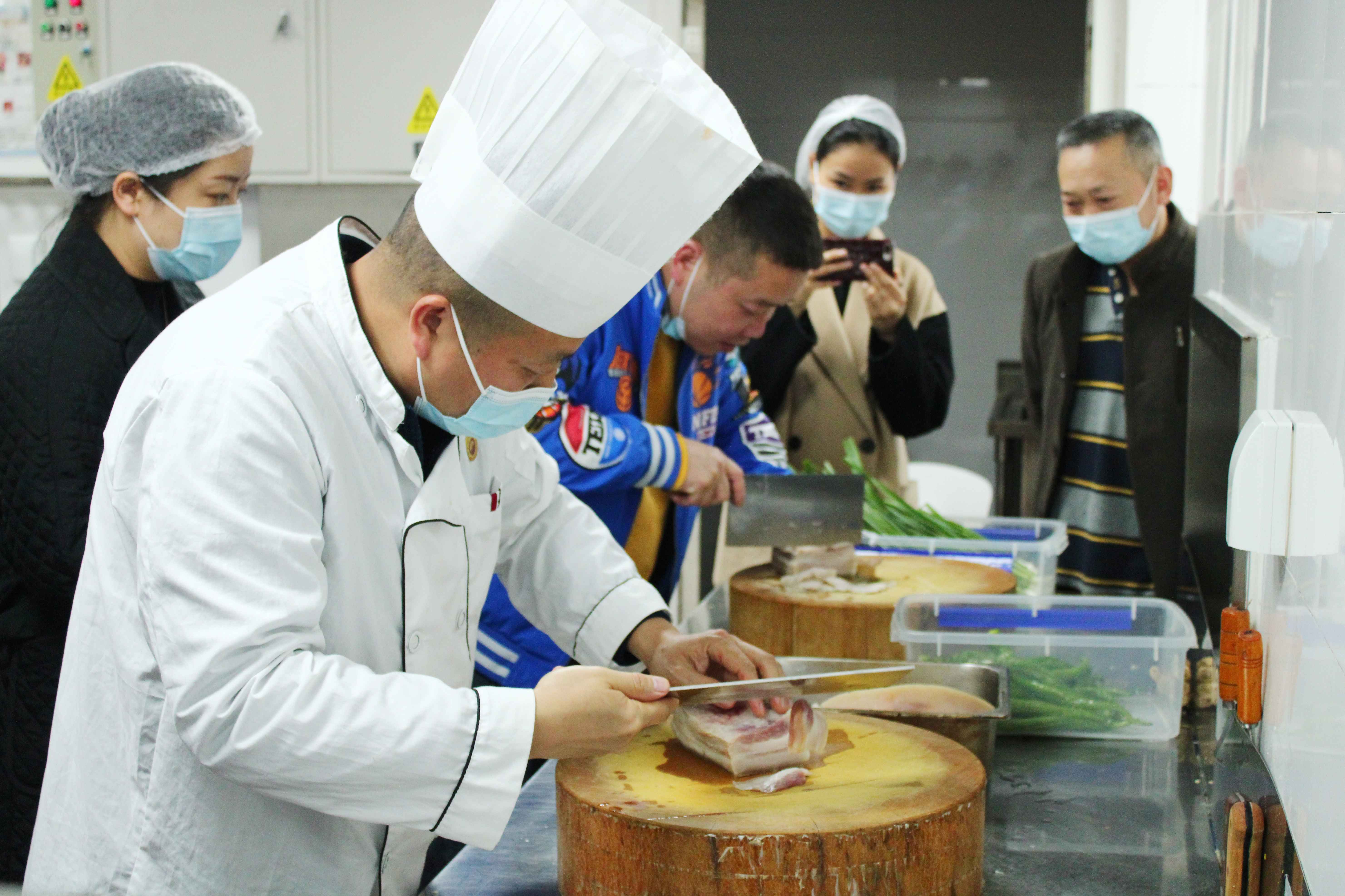 1681197293776406.jpg IMG_7742(1).jpg